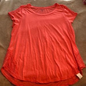 Coral new directions weekend tee